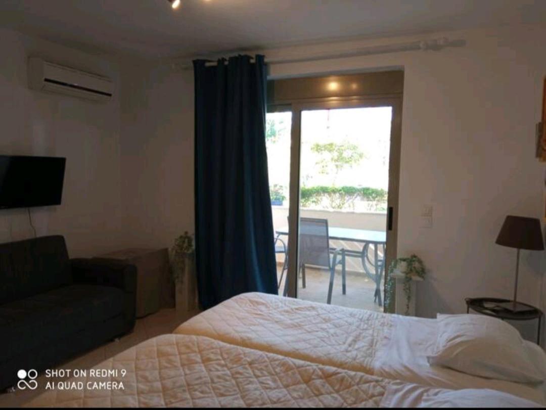 Theoni'S Apartments Xylokastro Exterior photo