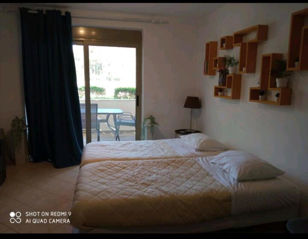 Theoni'S Apartments Xylokastro Exterior photo